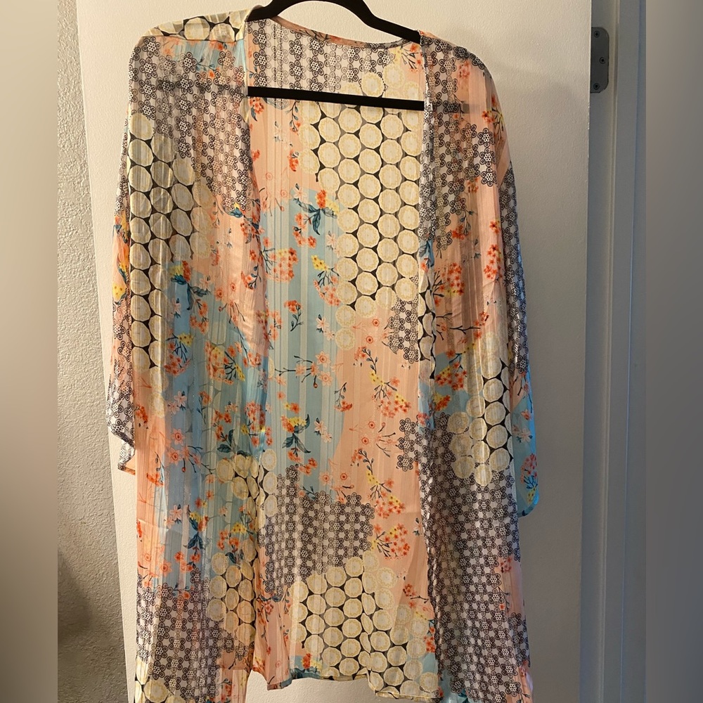 NWOT Stunning Kimono